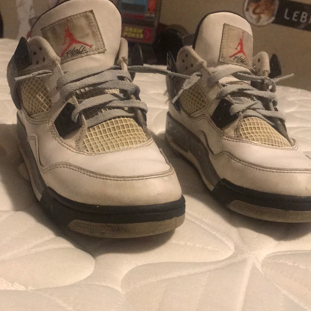 Jordan retro 4